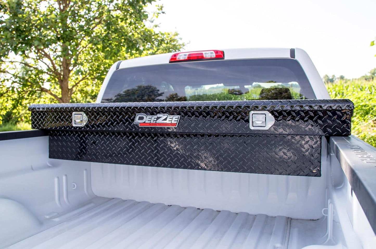 Dee Zee Red Label Crossover Tool Box – Black Aluminum Part #: DEE-8170B