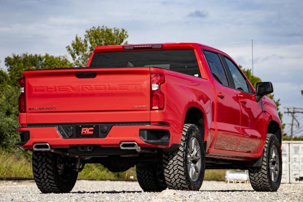 Rough Country 3.5-Inch Lift Kit w/ Vertex Coilovers & V2 Shocks | Chevy Silverado 1500 (2019–2024)
