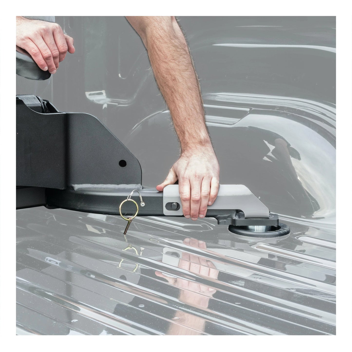 CURT E16 5th Wheel Hitch for Ram 2500/3500 (2013–2025) – SKU: CUR-16041